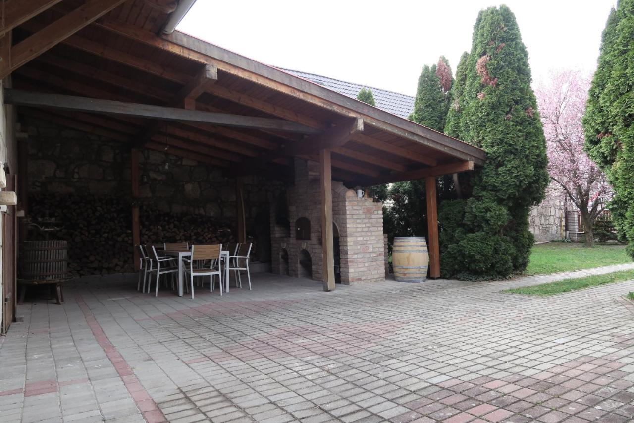 Falusi Vendeghaz Etyek Dış mekan fotoğraf